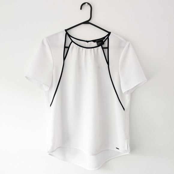 Armani Exchange Women's Elegant Blouse In Size M - Picture 1 of 8